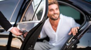 advantages of hiring a limo service