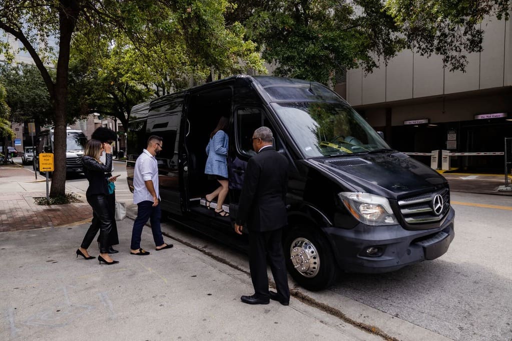 Groups and Events Limo Transfer Service