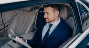 Effortless Limo Transfer Service from FLL Airport to Miami