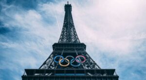 Exploring the Locations of the Paris 2024 Olympic Games Aboard a Chauffeured Top-Notch Limousine